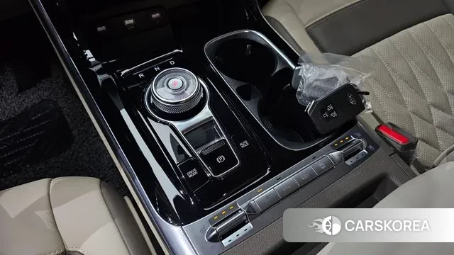 Kia Carnival 4th generation id 2348211 из Кореи 19