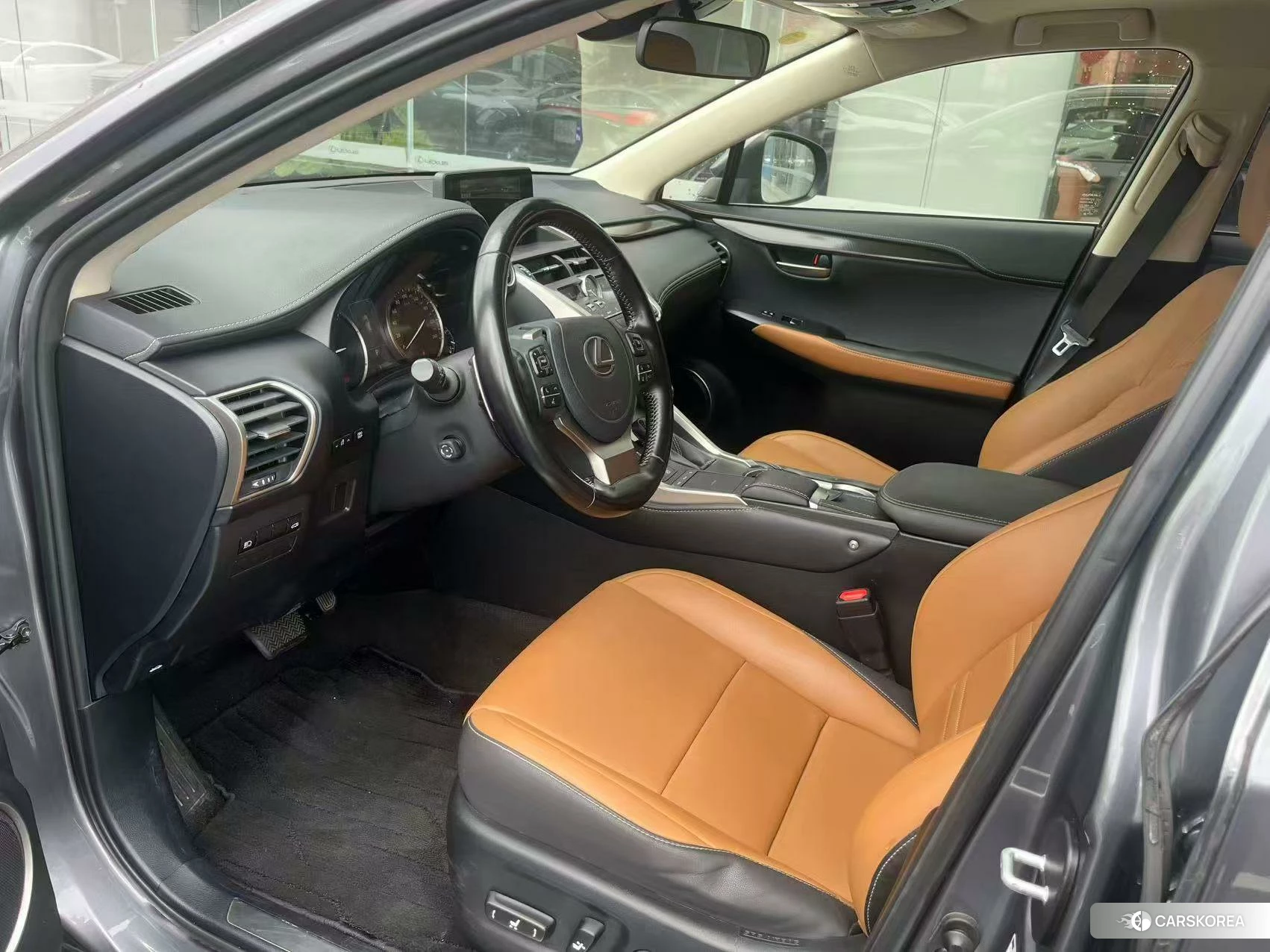 Lexus NX id 4485376 из Китая 9