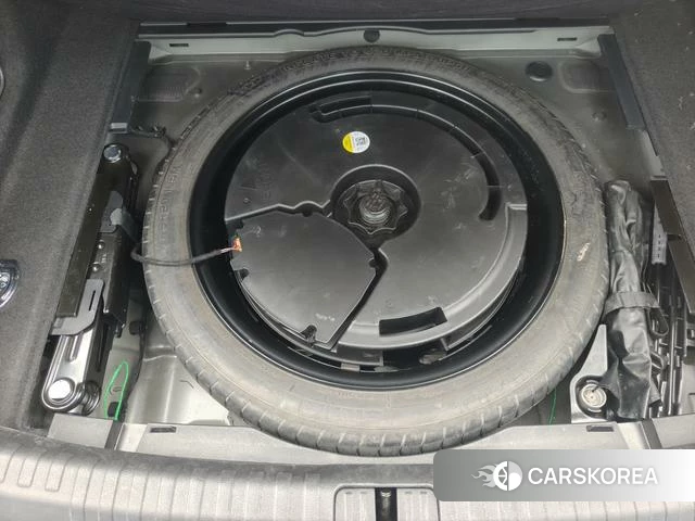 Audi A6L id 4290305 из Китая 10