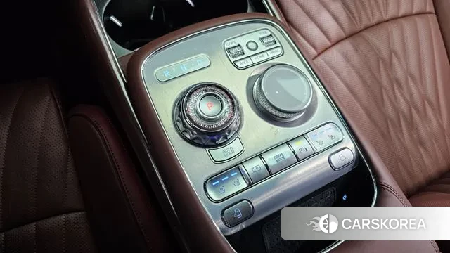 Genesis G90 (RS4) id 3333966 из Кореи 19