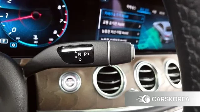 Mercedes-Benz E-Class W213 id 3329658 из Кореи 19