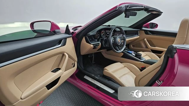 Porsche 911(992) id 4230282 из Кореи 35