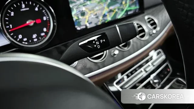 Mercedes-Benz E-Class W213 id 3772941 из Кореи 19