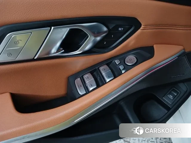 BMW 3 Series (G20) id 3654448 из Кореи 19