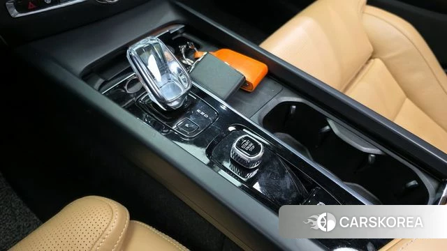 Volvo S60 3rd generation id 4282892 из Кореи 32