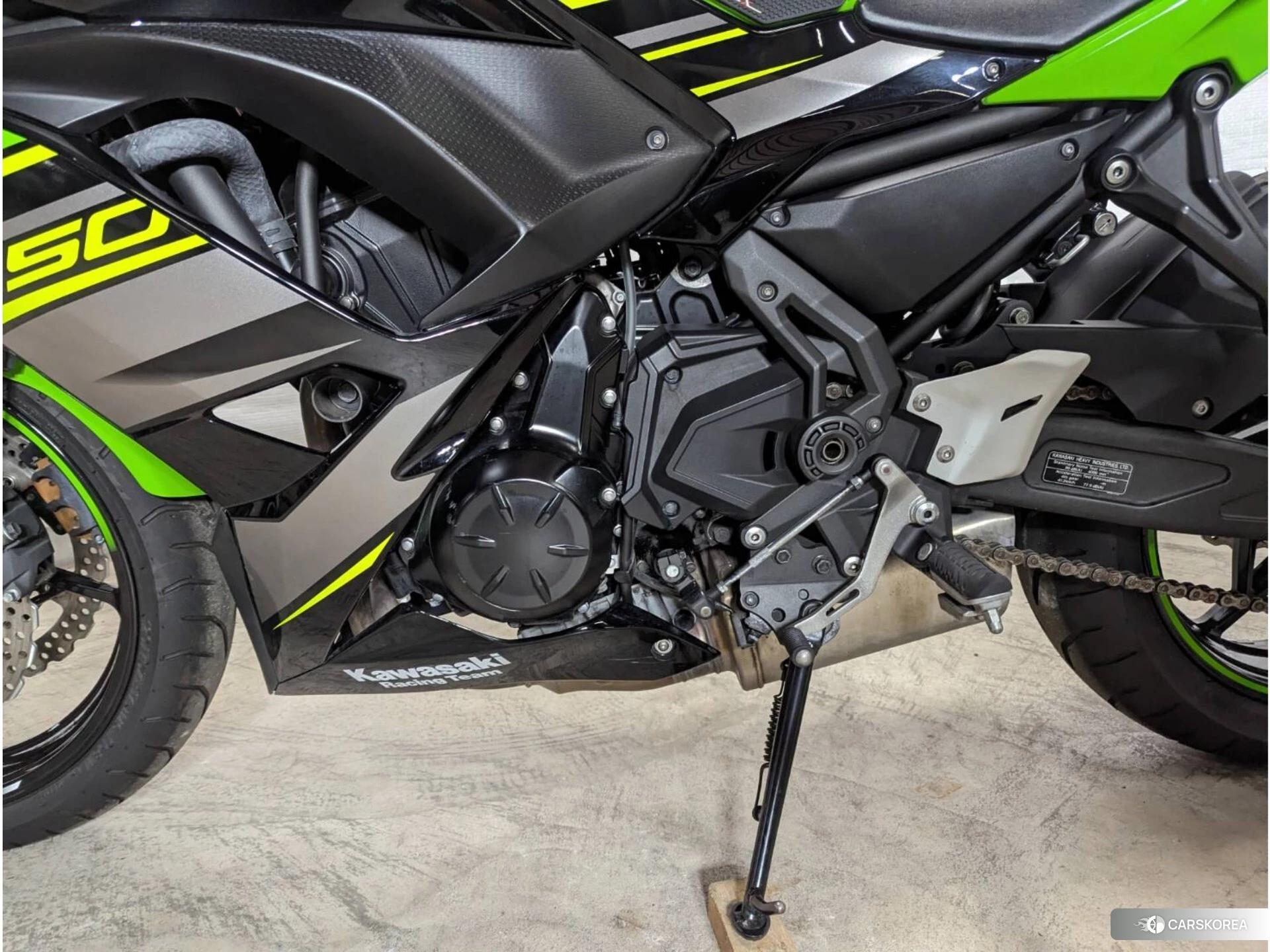 Kawasaki NINJA 650 ABS id 4313124 из Японии 9