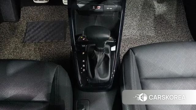 Kia Stonic id 3737125 из Кореи 19