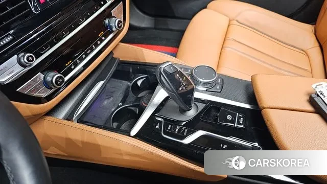 BMW 5 Series (G30) id 3659721 из Кореи 19