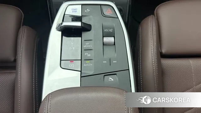 BMW iX1 (U11) id 3482331 из Кореи 19