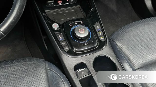 Kia Soul Booster EV id 3893805 из Кореи 19