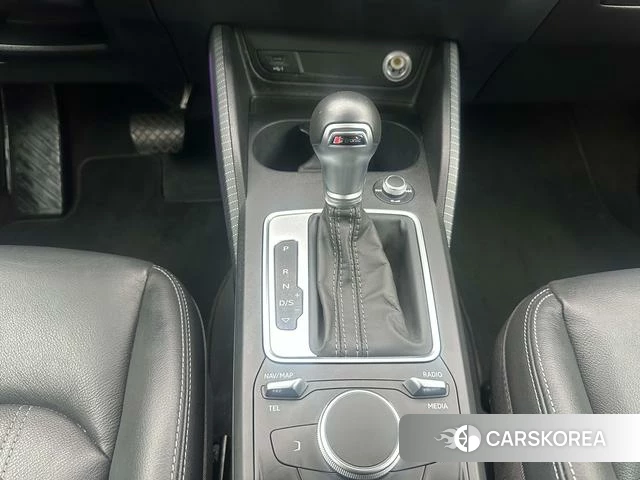 Audi Q2L id 4259468 из Китая 19