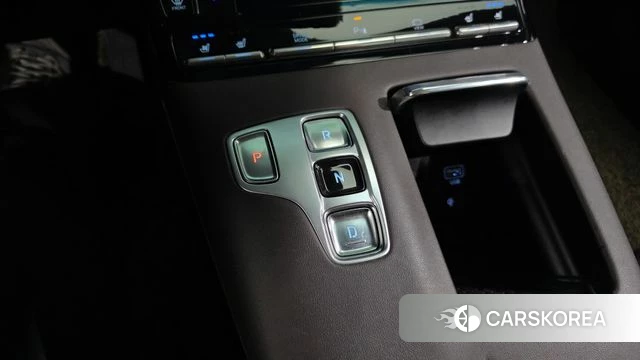 Hyundai The New Grandeur IG id 4293559 из Кореи 32