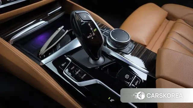 BMW 5 Series (G30) id 3519318 из Кореи 19