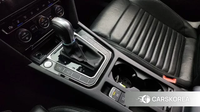 Volkswagen Passat GT (B8) id 2971514 из Кореи 19