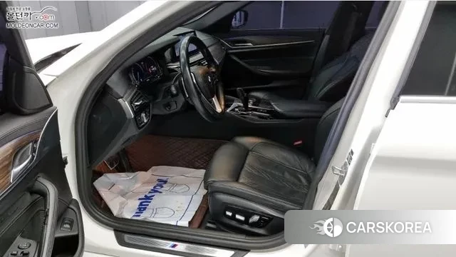 BMW 5 Series (G30) id 3494833 из Кореи 17