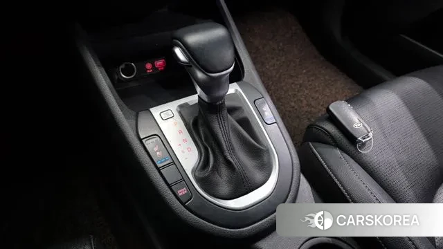 Kia Come New K3 id 3741682 из Кореи 19