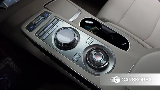 Genesis GV70 id 3519295 из Кореи 19