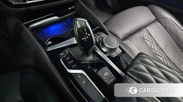 BMW 5 Series (G30) id 3448941 из Кореи 19