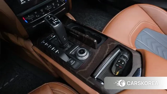 Maserati Quattroporte id 3220287 из Кореи 19