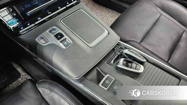 Hyundai The New Grandeur IG id 4490304 из Кореи 19