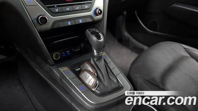 Hyundai Avante AD id 2922796 из Кореи 19