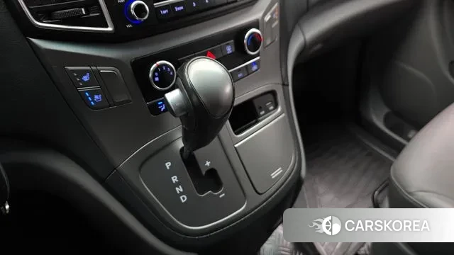 Hyundai The New Grand Starex id 3362474 из Кореи 19