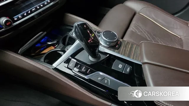 BMW 5 Series (G30) id 3465087 из Кореи 19