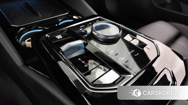 BMW 5 Series (G60) id 4266302 из Кореи 30