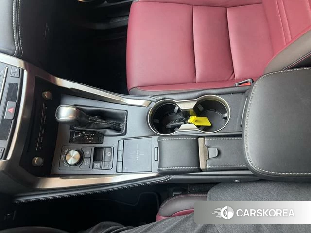 Lexus NX id 4210834 из Китая 19
