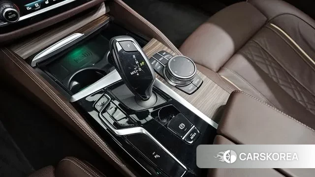 BMW 5 Series (G30) id 3262827 из Кореи 19