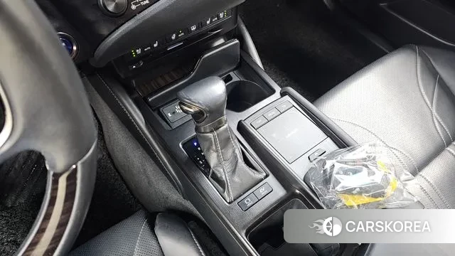 Lexus ES300h 7th generation id 3661736 из Кореи 19