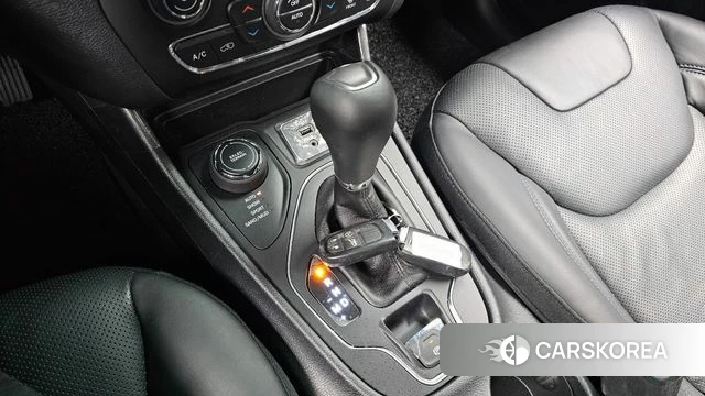 Jeep Cherokee (KL) id 3853516 из Кореи 19