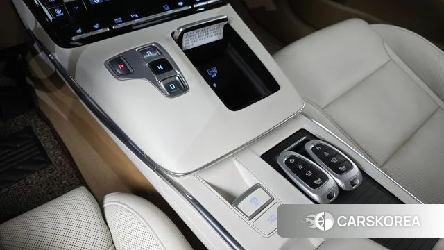 Hyundai The New Grandeur IG Hybrid id 4683989 из Кореи 32