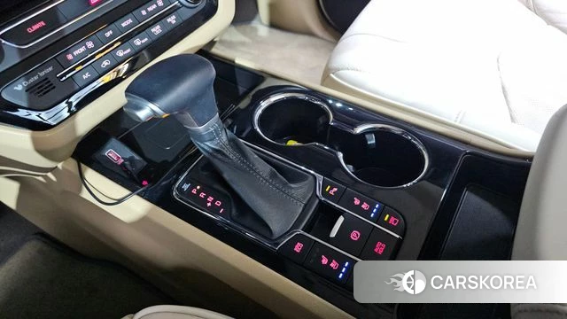 Kia The New Carnival id 4536239 из Кореи 19
