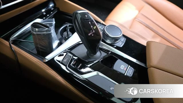 BMW 5 Series (G30) id 4530580 из Кореи 30