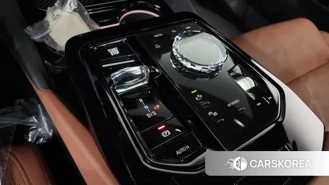 BMW 5 Series (G60) id 3720719 из Кореи 19