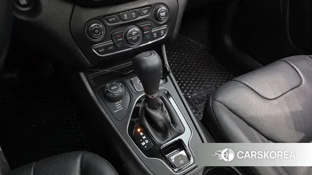 Jeep Cherokee (KL) id 3771812 из Кореи 19