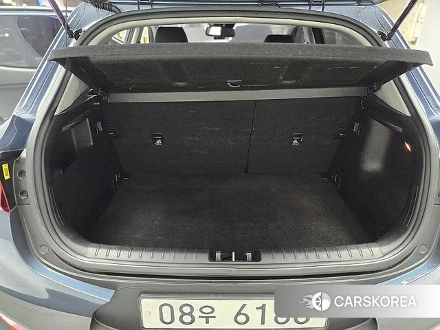 Kia Stonic id 3834989 из Кореи 17