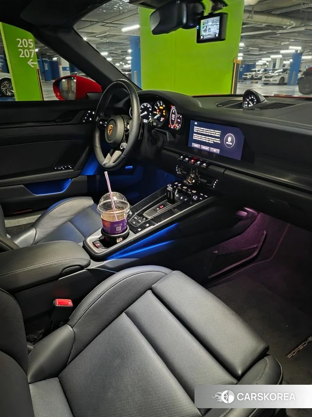 Porsche 911(992) id 4540832 из Кореи 9