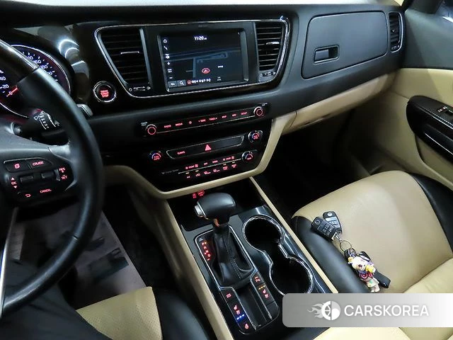 Kia The New Carnival id 4677589 из Кореи 19
