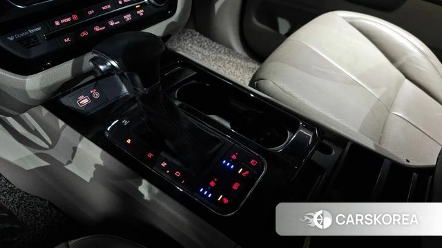Kia All New Carnival id 4345791 из Кореи 29