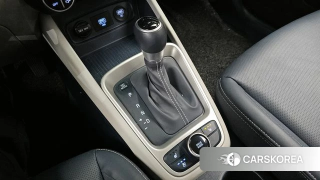 Hyundai Venue id 3898552 из Кореи 19