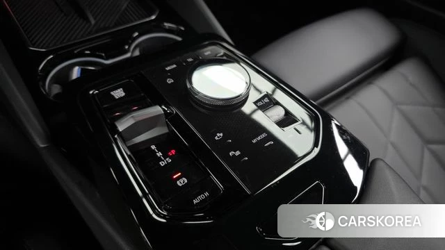 BMW 5 Series (G60) id 4488001 из Кореи 19