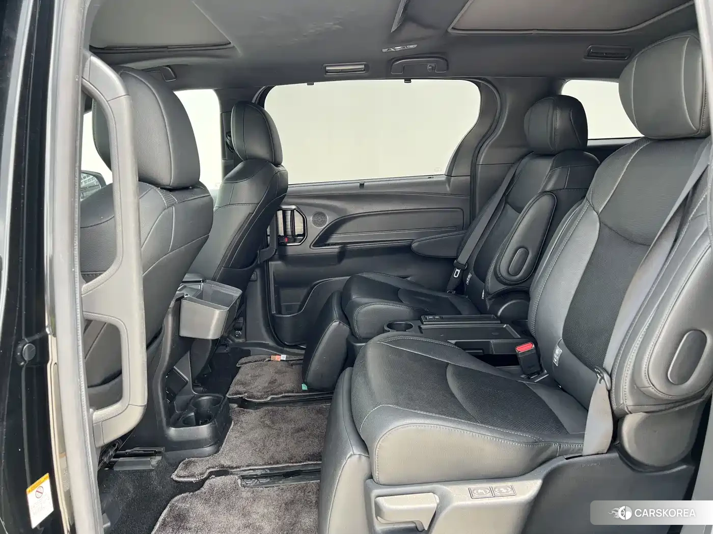 Toyota Sienna id 4629485 из Китая 15