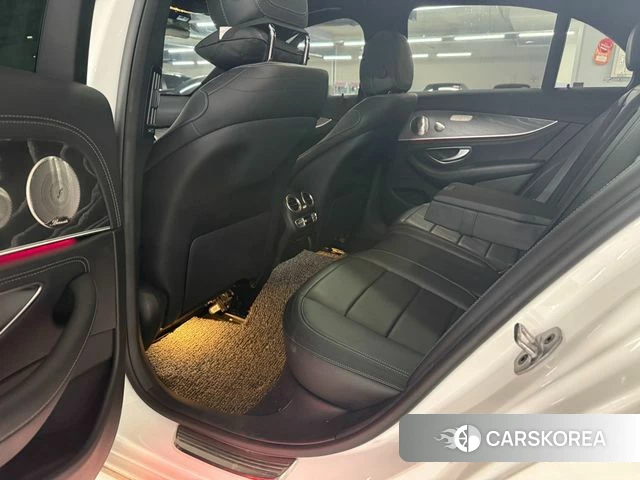 Mercedes-Benz E-Class W213 id 4614174 из Кореи 18