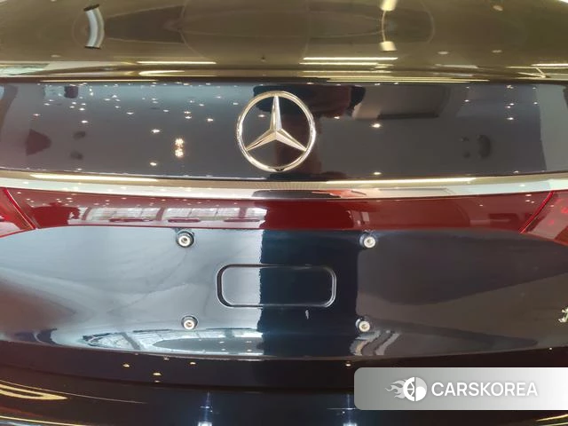 Mercedes-Benz E-class id 4368313 из Китая 36