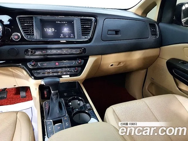 Kia The New Carnival id 2872713 из Кореи 19