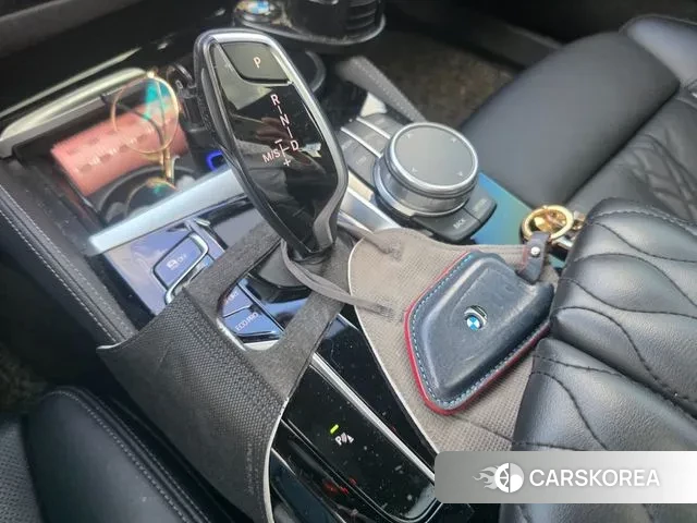 BMW 5 Series (G30) id 3385184 из Кореи 19