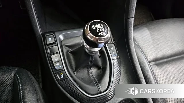 Hyundai Veloster (JS) id 3748331 из Кореи 19