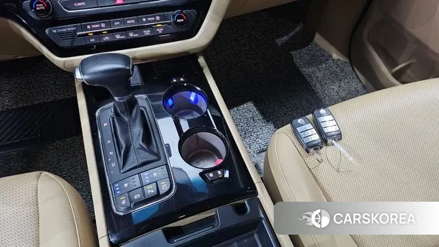 Kia All New Carnival id 2995784 из Кореи 19